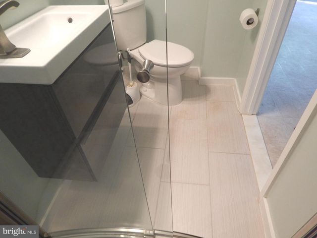 5393 HARBOR COURT DR, Alexandria, VA 22315