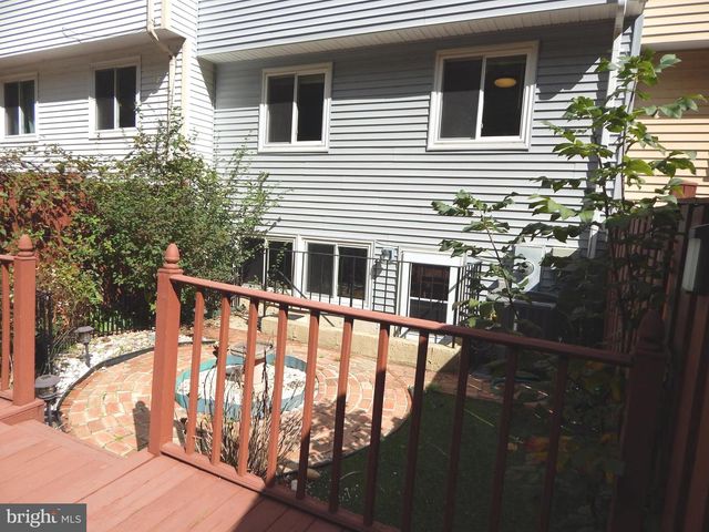 5393 HARBOR COURT DR, Alexandria, VA 22315