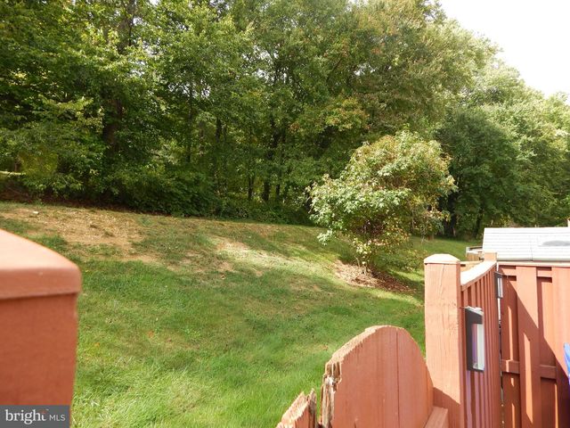 5393 HARBOR COURT DR, Alexandria, VA 22315