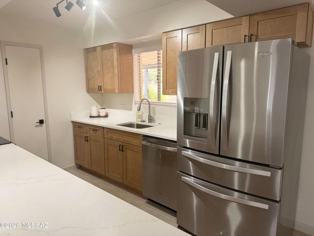 506 N Banff Avenue, Tucson, AZ 85748