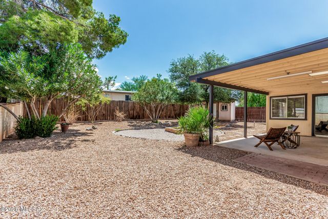 506 N Banff Avenue, Tucson, AZ 85748