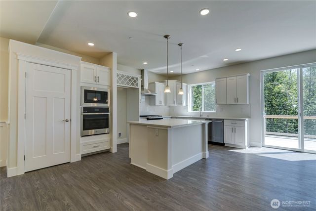 2403 79th Avenue SE #110, Tumwater, WA 98501