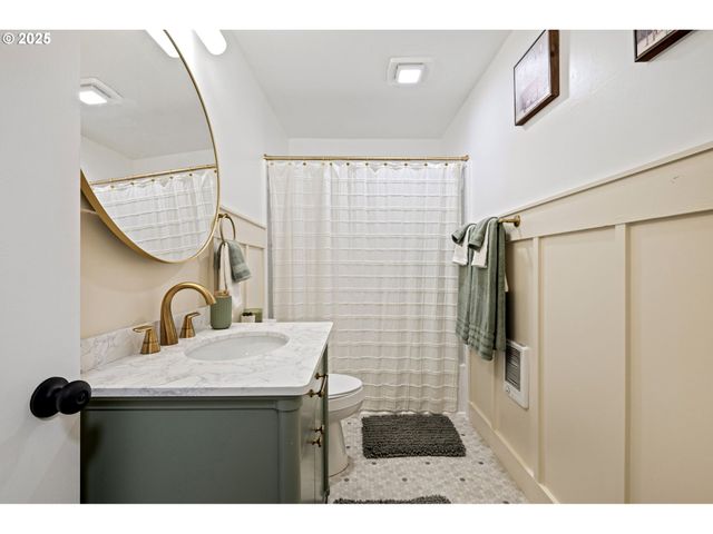 3569 WILLAMETTE St, Eugene, OR 97405