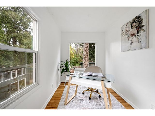 3569 WILLAMETTE St, Eugene, OR 97405