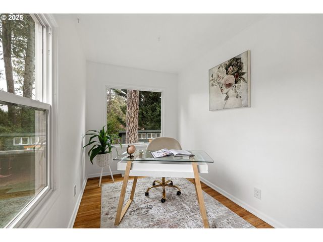 3569 WILLAMETTE St, Eugene, OR 97405