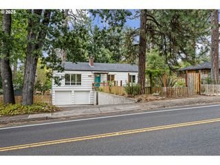 3569 WILLAMETTE St, Eugene, OR 97405