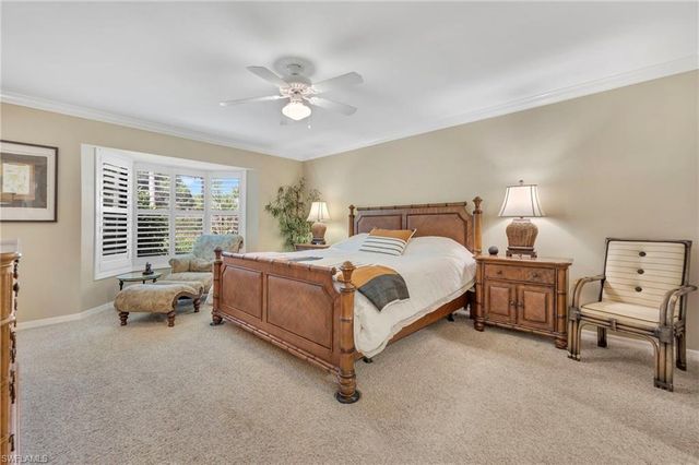 152 Cypress View DR C25, Naples, FL 34113