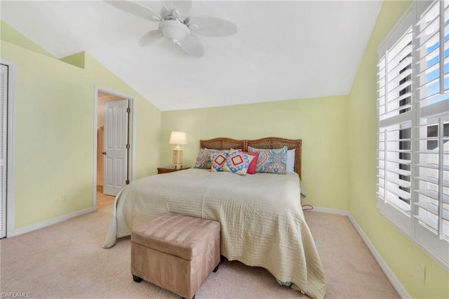 152 Cypress View DR C25, Naples, FL 34113