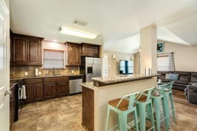 6108 Fox Ridge Drive R453E, Angleton, TX 77515