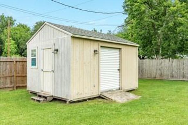 6108 Fox Ridge Drive R453E, Angleton, TX 77515