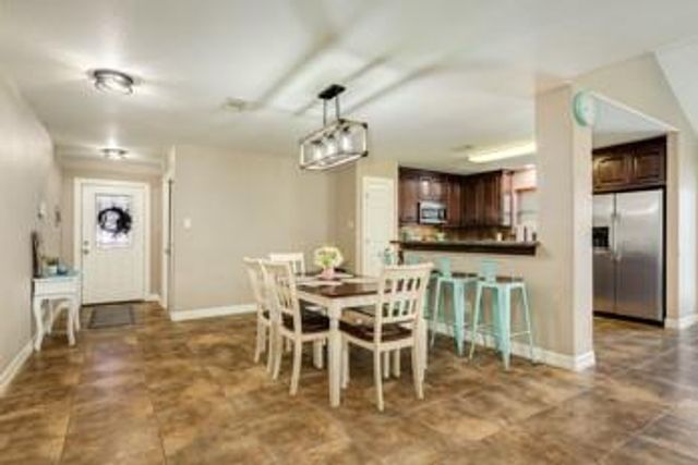 6108 Fox Ridge Drive R453E, Angleton, TX 77515