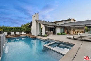 433 Bellagio Terrace, Los Angeles, CA 90049
