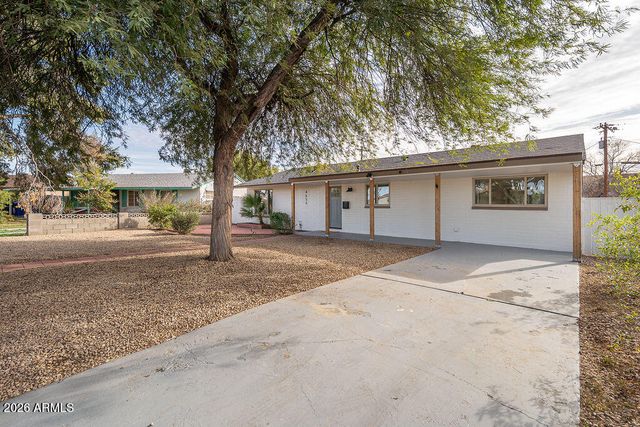 4653 E ALMERIA Road, Phoenix, AZ 85008
