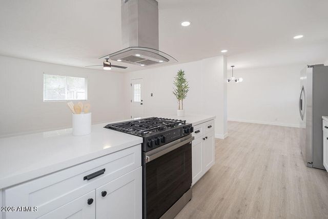 4653 E ALMERIA Road, Phoenix, AZ 85008