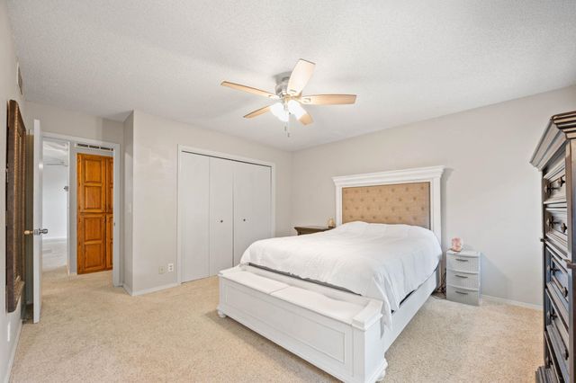 10820 W Shade Ln, Wichita, KS 67212