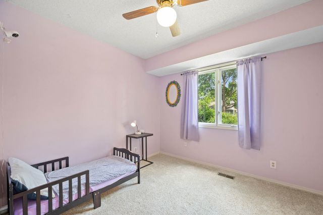 10820 W Shade Ln, Wichita, KS 67212