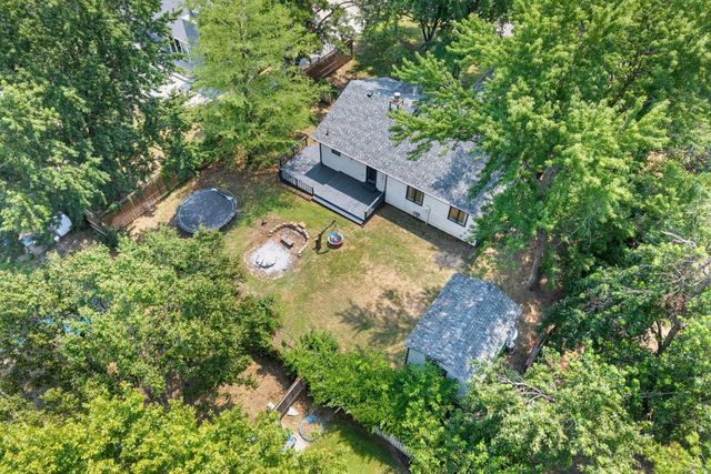 10820 W Shade Ln, Wichita, KS 67212