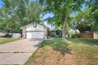 10820 W Shade Ln, Wichita, KS 67212