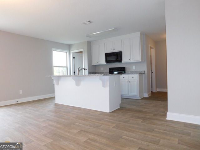 2214 Savannah Drive, Jefferson, GA 30549