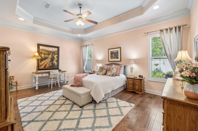 2143 Herring Xing, Murfreesboro, TN 37130