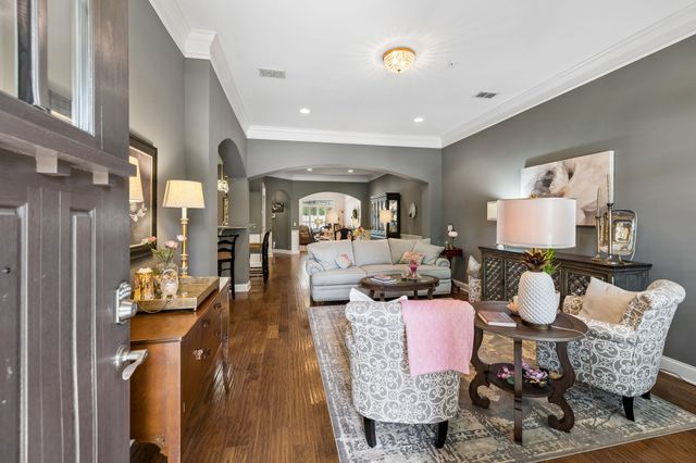2143 Herring Xing, Murfreesboro, TN 37130