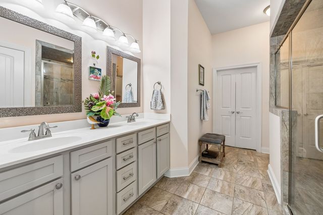 2143 Herring Xing, Murfreesboro, TN 37130
