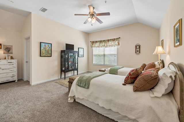 2143 Herring Xing, Murfreesboro, TN 37130