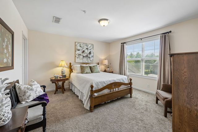 2143 Herring Xing, Murfreesboro, TN 37130