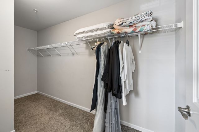 2143 Herring Xing, Murfreesboro, TN 37130