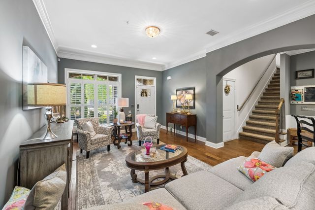 2143 Herring Xing, Murfreesboro, TN 37130