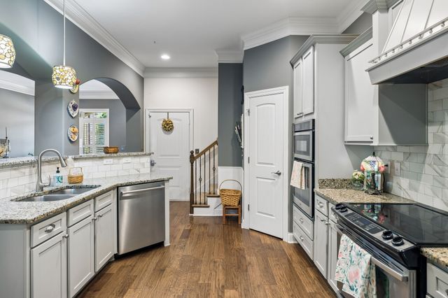 2143 Herring Xing, Murfreesboro, TN 37130