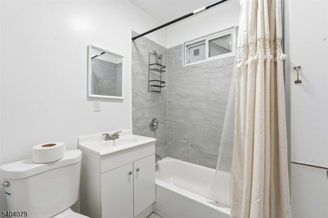 28 Monticello Ave, Newark City, NJ 07106