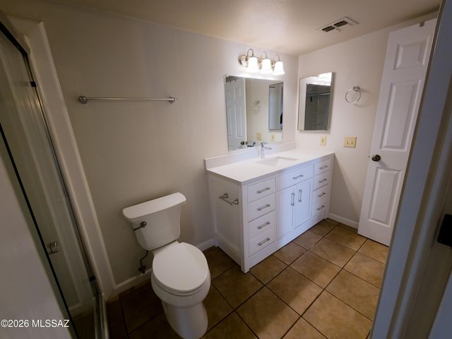 1200 E River Road L158, Tucson, AZ 85718