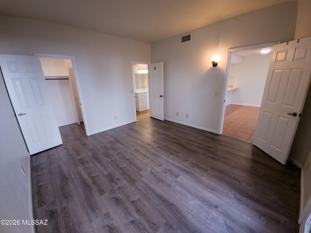 1200 E River Road L158, Tucson, AZ 85718