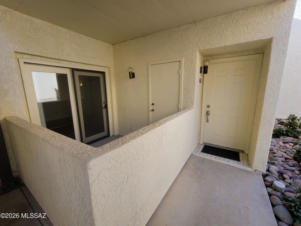 1200 E River Road L158, Tucson, AZ 85718