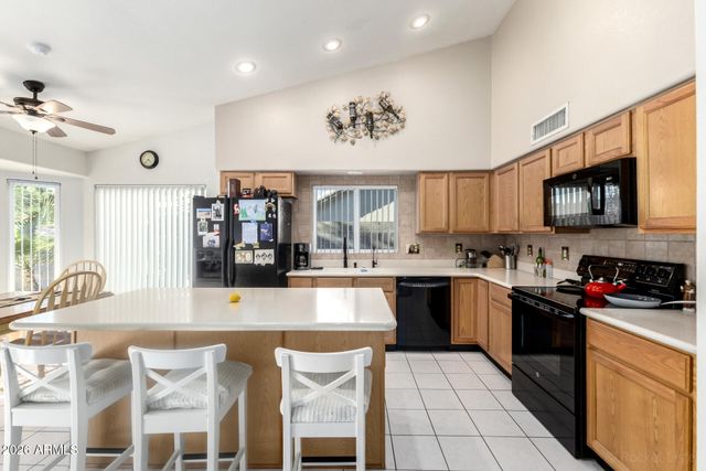 11622 N 76TH Drive, Peoria, AZ 85345