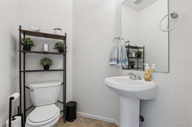 5243 Cherrywood Lane, Johnstown, CO 80534