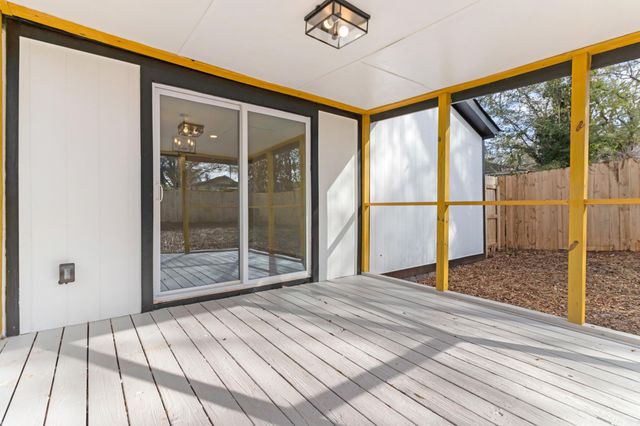 7 Hendricks Street, Greenville, SC 29607