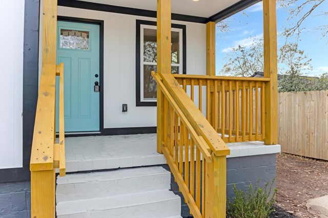 7 Hendricks Street, Greenville, SC 29607