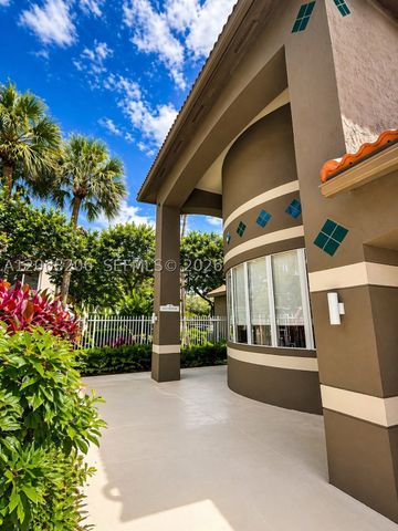 460 S Park Rd 106, Hollywood, FL 33021