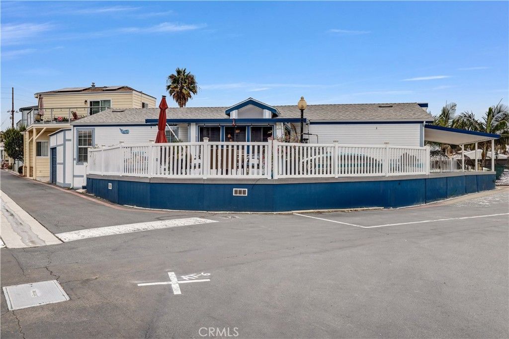 80 Huntington Street 218, Huntington Beach, CA 92648 — photo 2