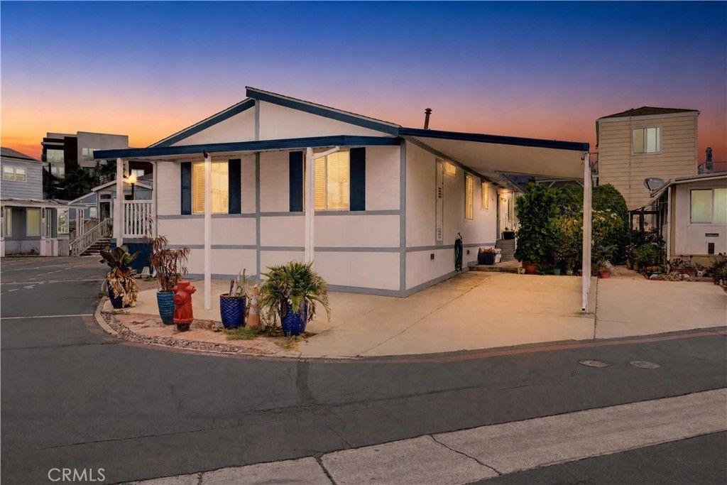 80 Huntington Street 218, Huntington Beach, CA 92648 — photo 5
