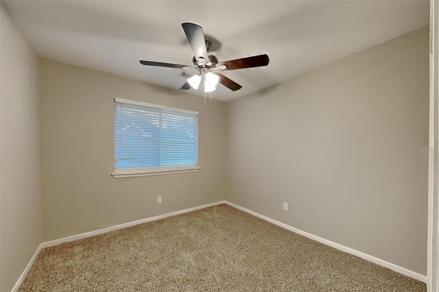 3701 Oak Crossing Drive, Pearland, TX 77581