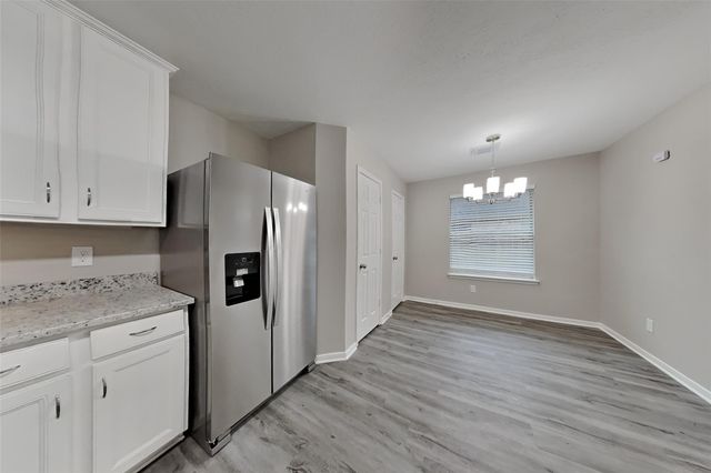 3701 Oak Crossing Drive, Pearland, TX 77581