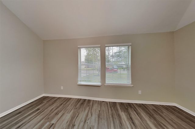 3701 Oak Crossing Drive, Pearland, TX 77581