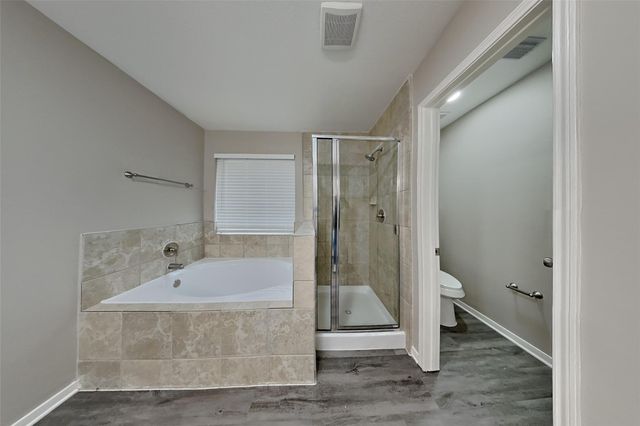 3701 Oak Crossing Drive, Pearland, TX 77581