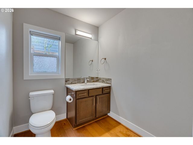 3014 Sw IOWA St, Portland, OR 97239