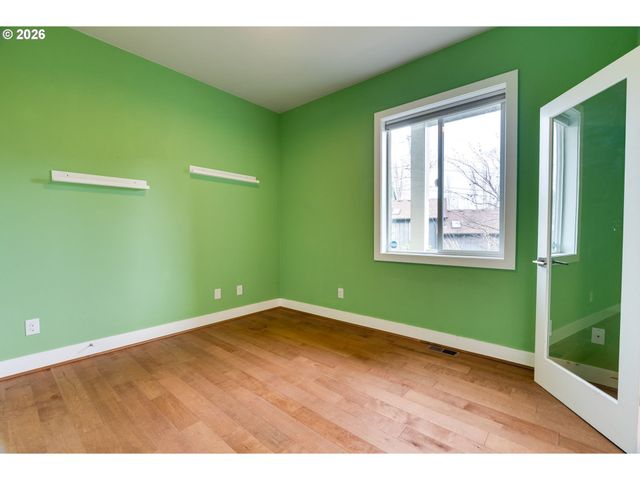 3014 Sw IOWA St, Portland, OR 97239