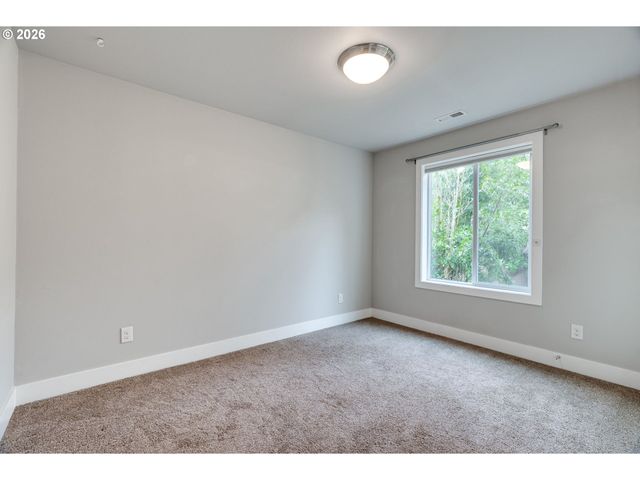 3014 Sw IOWA St, Portland, OR 97239