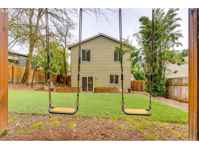 3014 Sw IOWA St, Portland, OR 97239